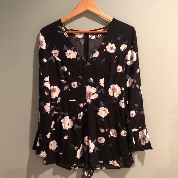 Kendall & Kylie Pants - Kendall and Kylie Floral Long Sleeve Romper